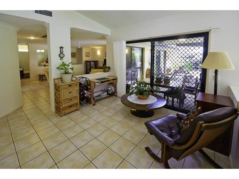 19 Burke Crescent, Mudgeeraba QLD 4213