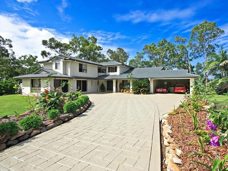 34 Walker Drive, Worongary QLD 4213