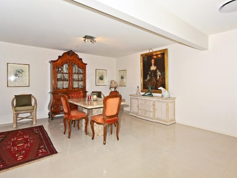 34 Walker Drive, Worongary QLD 4213