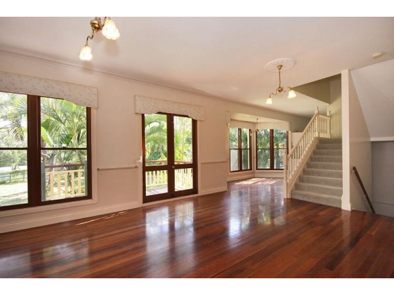 4 Alkira Way, Worongary QLD 4213