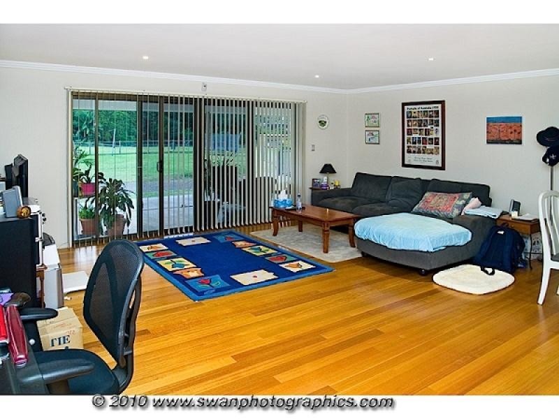64 Worongary Road, Worongary QLD 4213