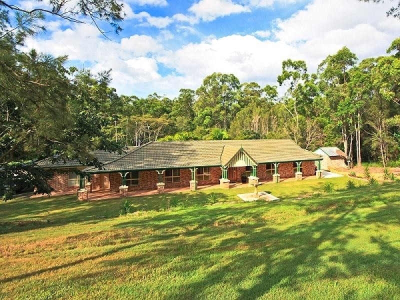 18 Canopy Drive, Bonogin QLD 4213