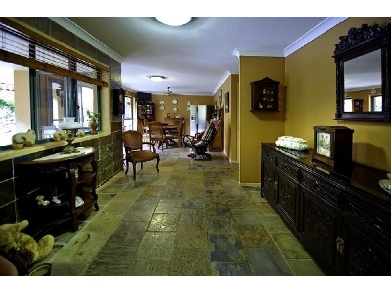 23 Wiltshire Drive, Mudgeeraba QLD 4213