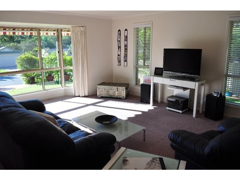 26 Lexington Drive, Worongary QLD 4213