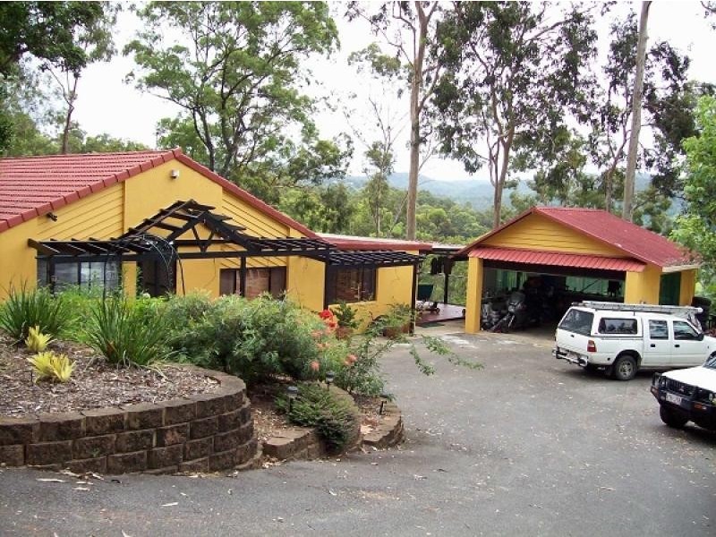 72 Wallaby Drive, Mudgeeraba QLD 4213