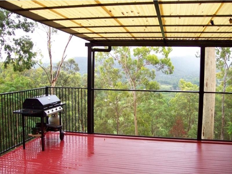72 Wallaby Drive, Mudgeeraba QLD 4213