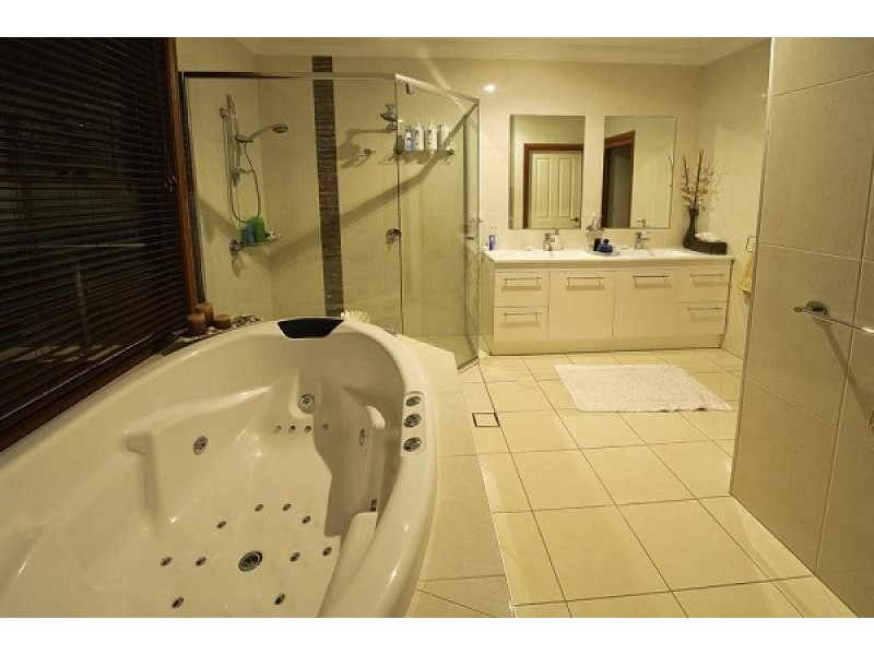 25B Baileys Road, Tallai QLD 4213