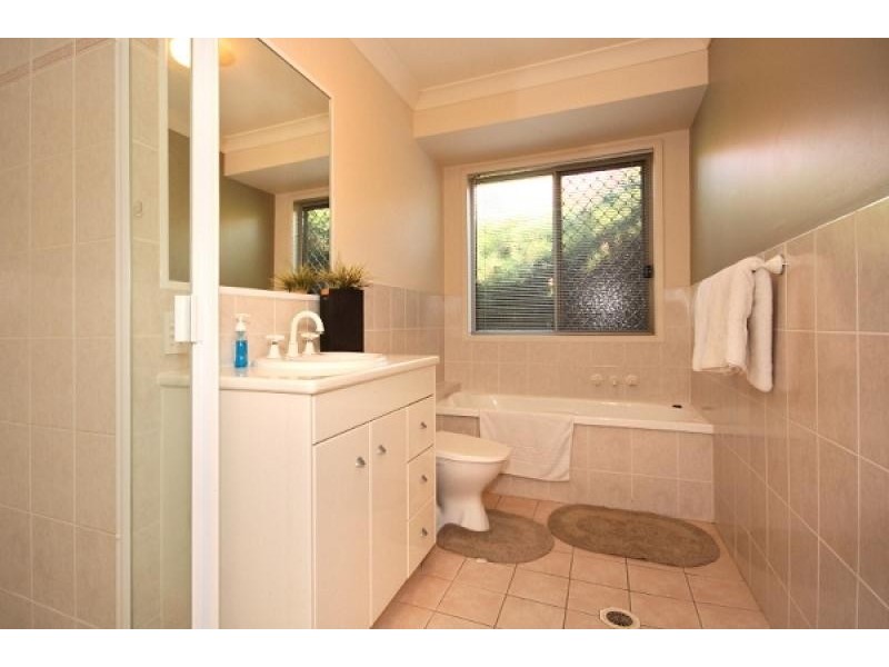 12 Wagner Street, Mudgeeraba QLD 4213