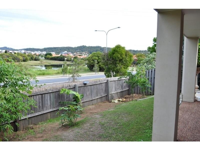 13 Solitaire Place, Robina QLD 4226