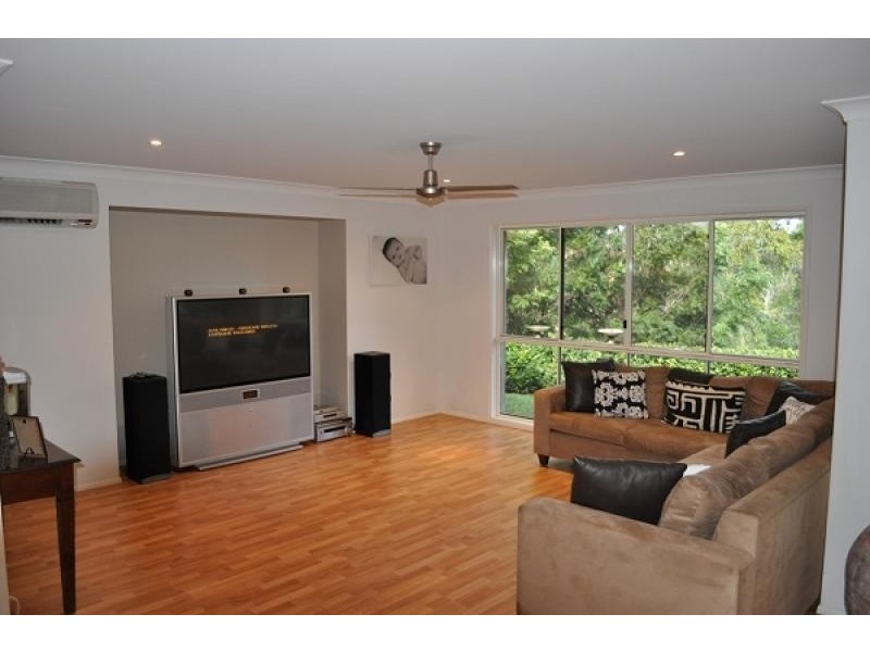 21 Otiose Court, Tallai QLD 4213