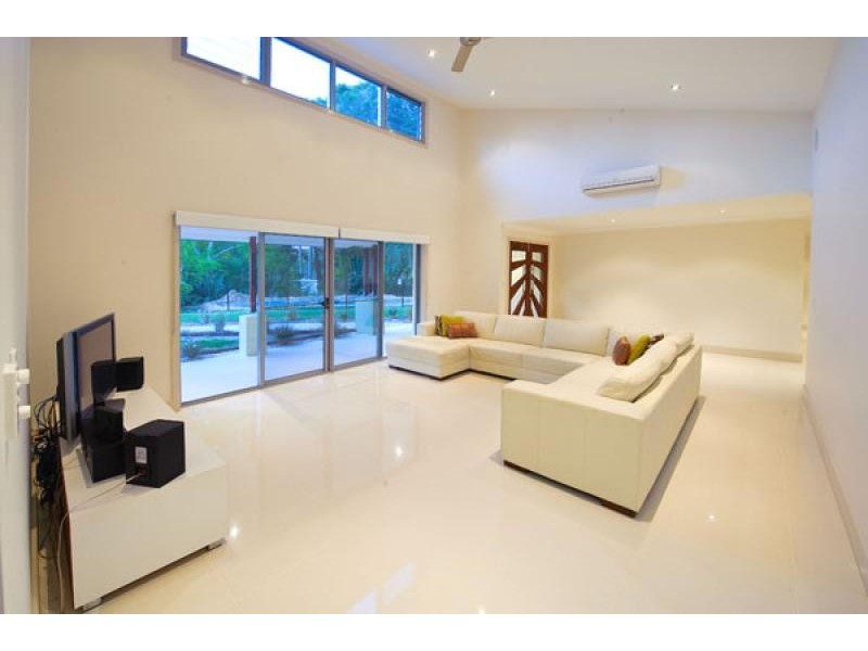 87 Bonogin Road, Mudgeeraba QLD 4213