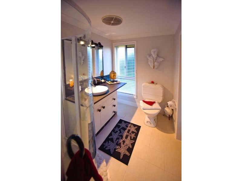 105 Cobai Drive, Mudgeeraba QLD 4213