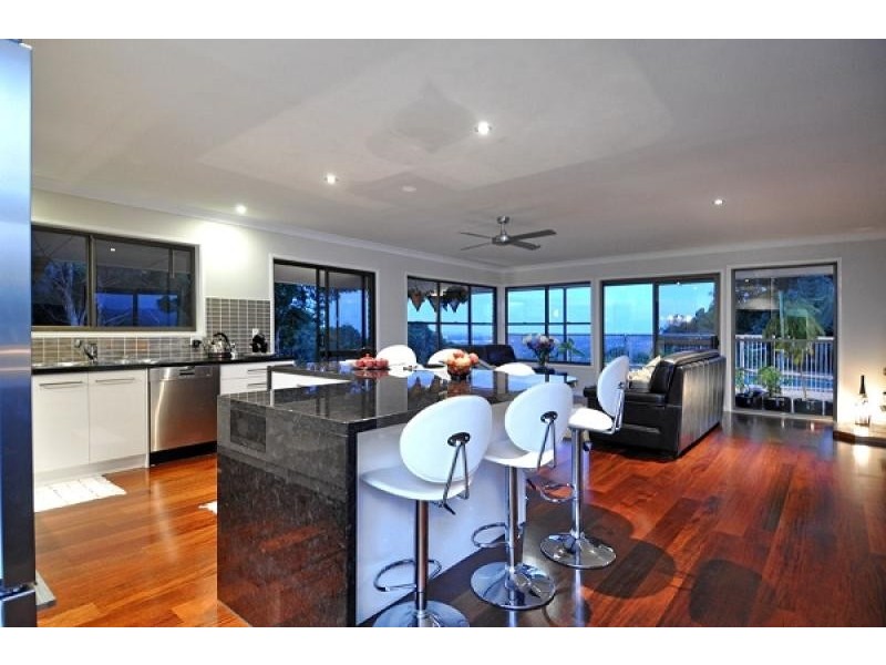 48 Kagoola Drive, Mudgeeraba QLD 4213