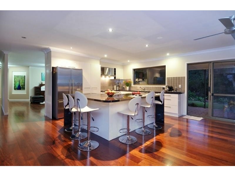 48 Kagoola Drive, Mudgeeraba QLD 4213