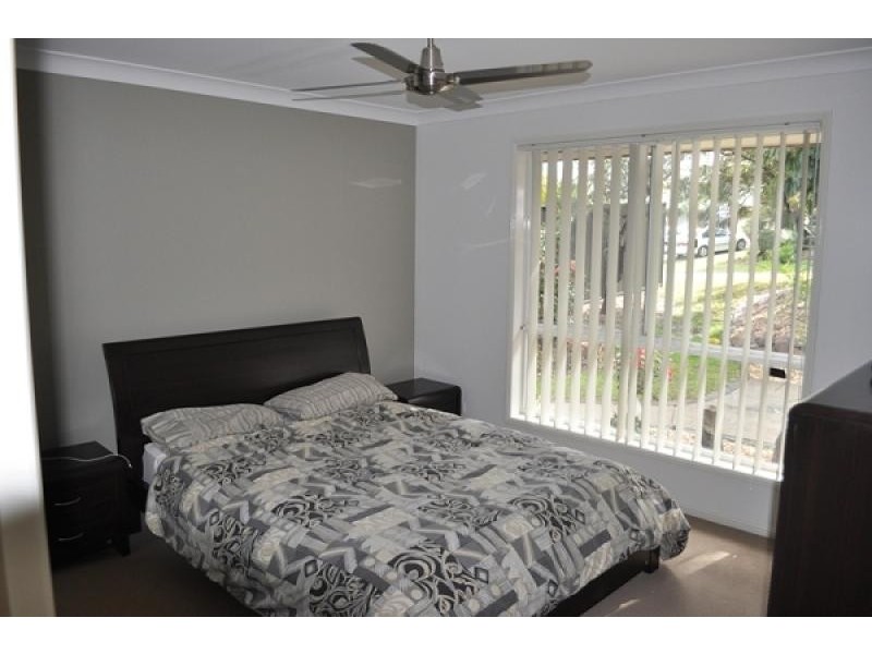 34 Petherbridge Avenue, Merrimac QLD 4226