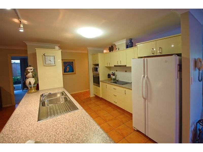 2 Outrigger Drive, Robina QLD 4226