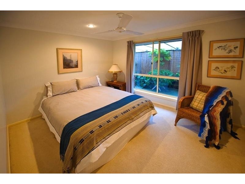 2 Outrigger Drive, Robina QLD 4226