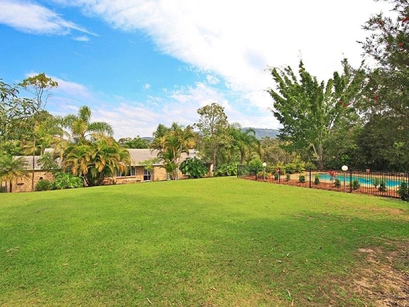 78 Harry Mills Drive, Worongary QLD 4213