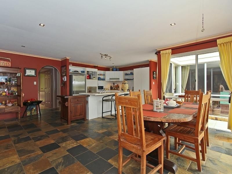 78 Harry Mills Drive, Worongary QLD 4213