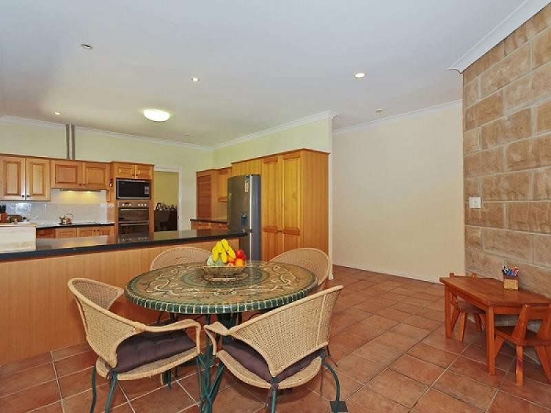 13 Isla Ct, Bonogin QLD 4213