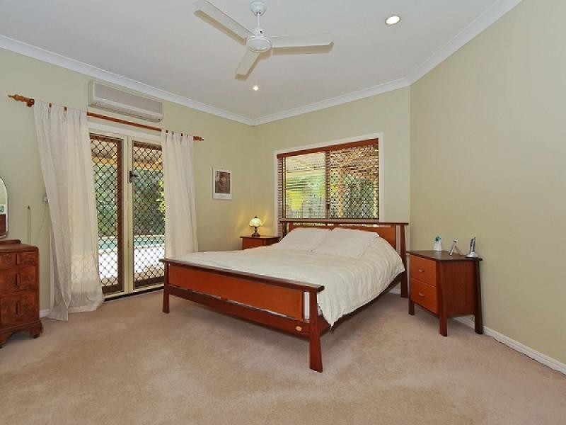 13 Isla Ct, Bonogin QLD 4213