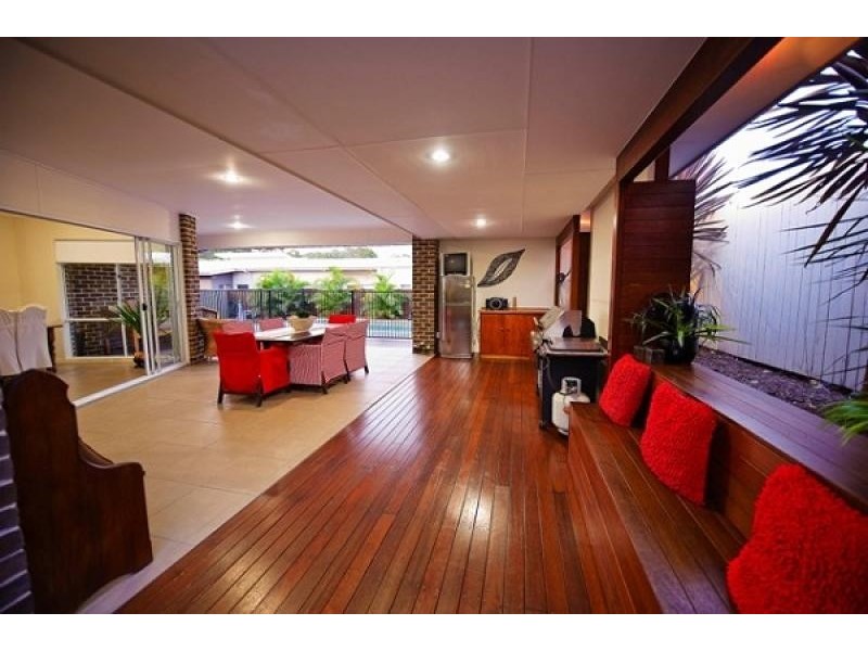 3 Emerson Drive, Bonogin QLD 4213