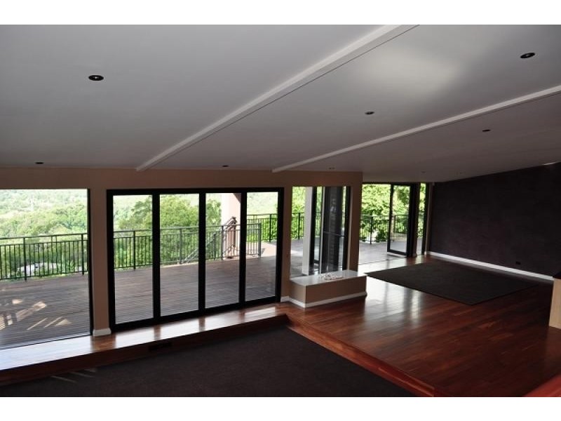 48 Glenrowan Drive, Tallai QLD 4213