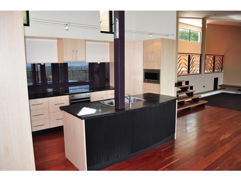 48 Glenrowan Drive, Tallai QLD 4213