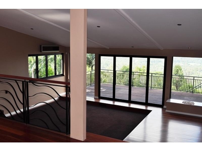 48 Glenrowan Drive, Tallai QLD 4213