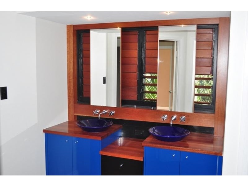 48 Glenrowan Drive, Tallai QLD 4213