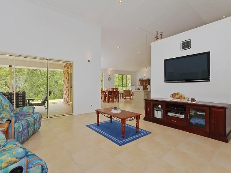 5 Charland Court, Worongary QLD 4213