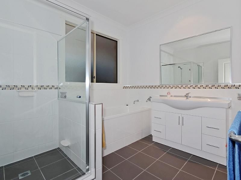 5 Charland Court, Worongary QLD 4213