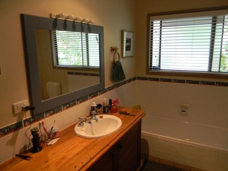 5 Sherwood Cl, Mudgeeraba QLD 4213