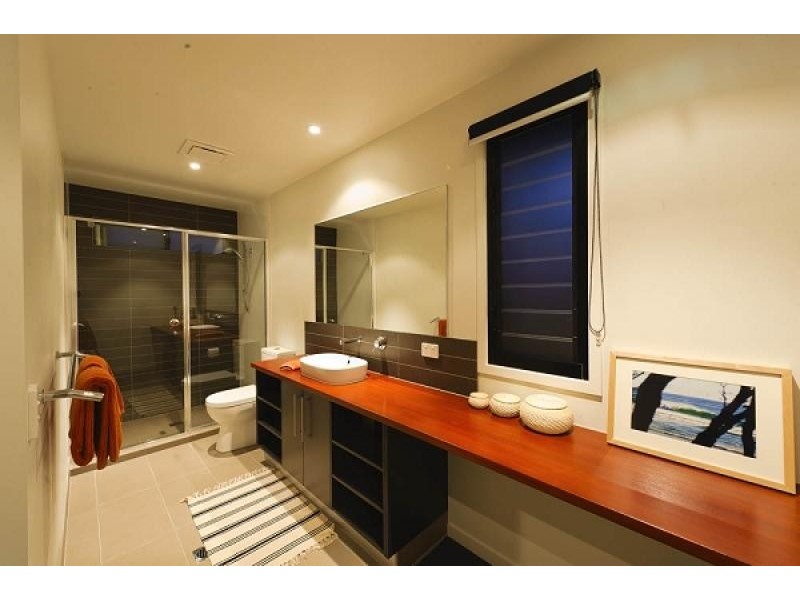 6 Ridgeview Crescent, Bonogin QLD 4213