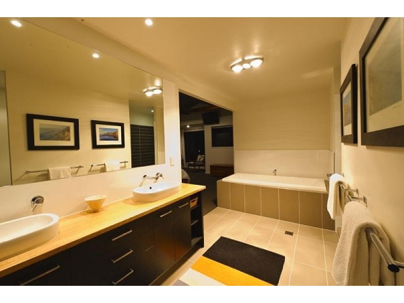 6 Ridgeview Crescent, Bonogin QLD 4213