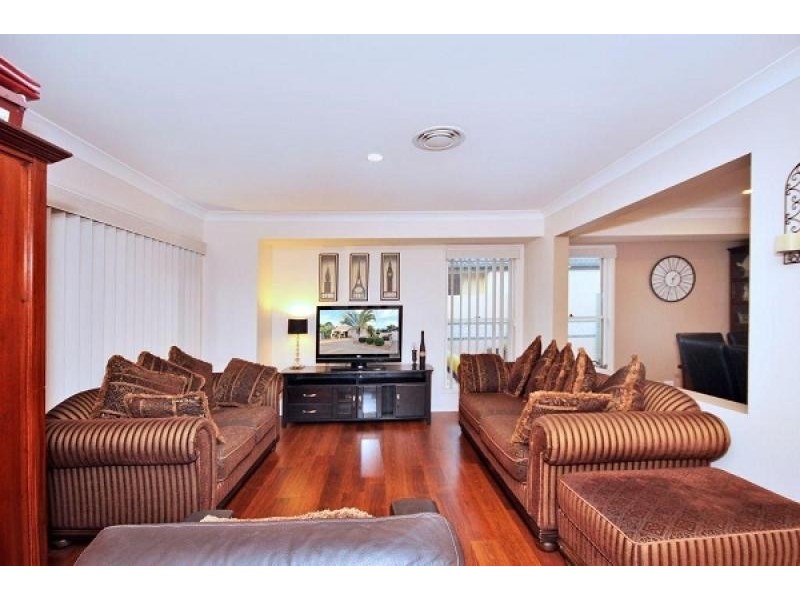 120 Swanton Drive, Mudgeeraba QLD 4213