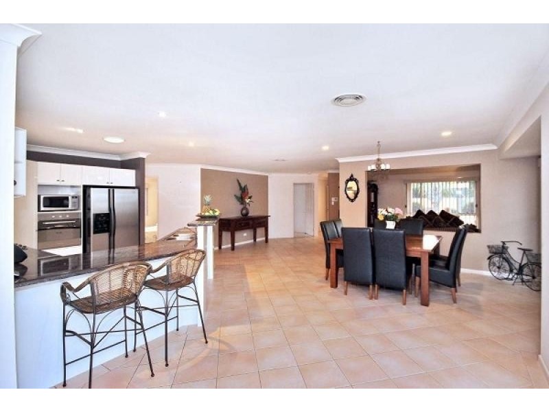 120 Swanton Drive, Mudgeeraba QLD 4213