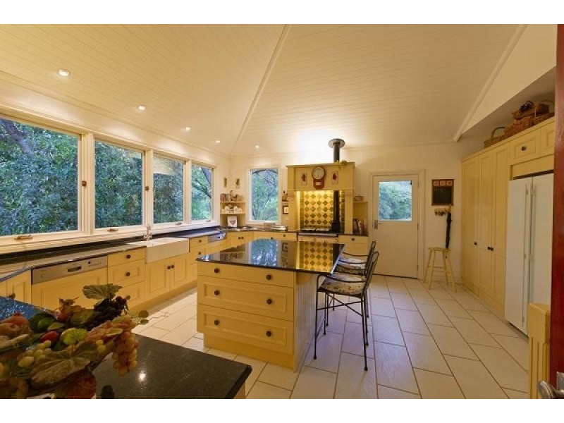 14 Fairy Wren Court, Bonogin QLD 4213