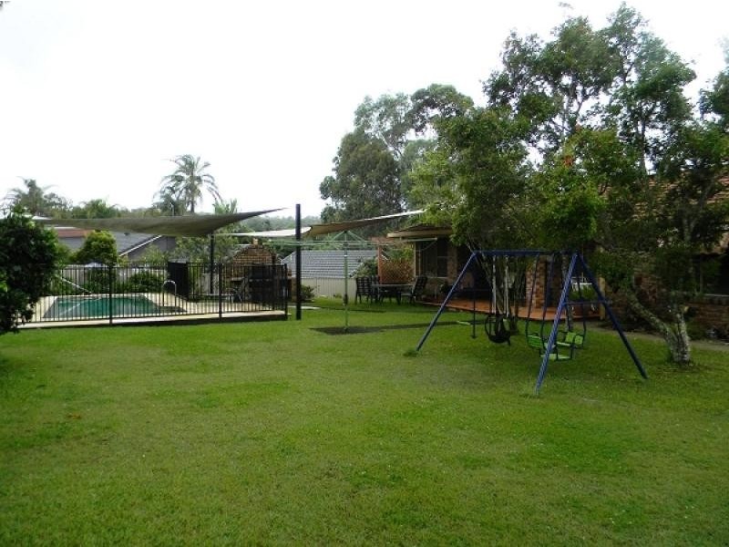 9 Carl Lentz Court, Worongary QLD 4213