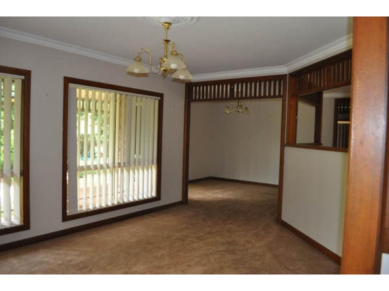136 Strawberry Road, Mudgeeraba QLD 4213