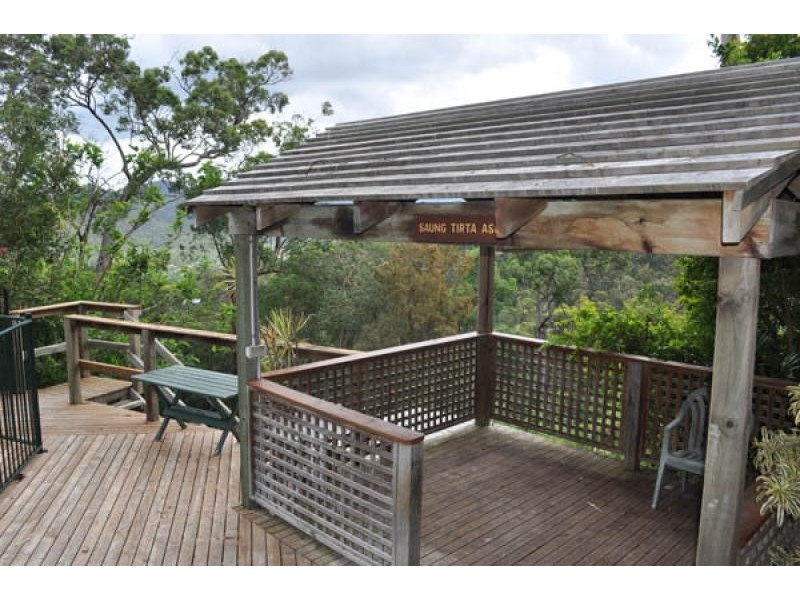 136 Strawberry Road, Mudgeeraba QLD 4213