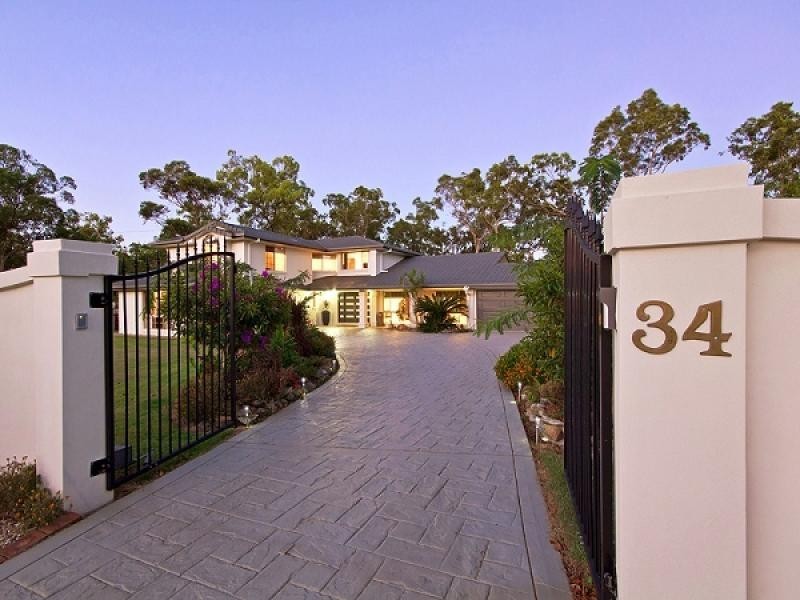 34 Walker Drive, Worongary QLD 4213