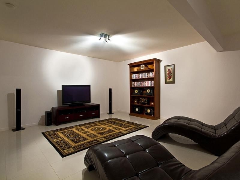 34 Walker Drive, Worongary QLD 4213
