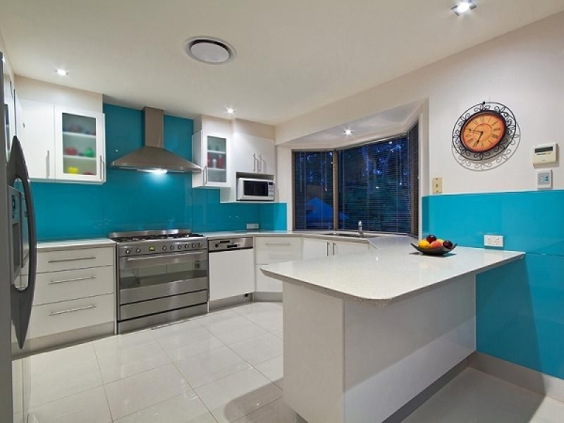 34 Walker Drive, Worongary QLD 4213