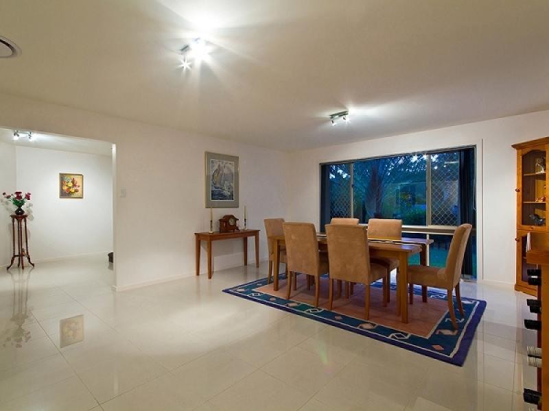 34 Walker Drive, Worongary QLD 4213