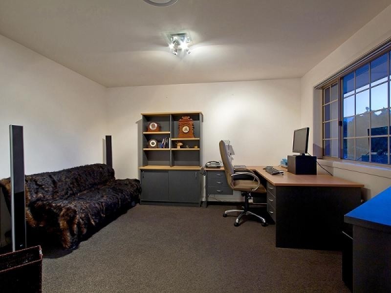 34 Walker Drive, Worongary QLD 4213