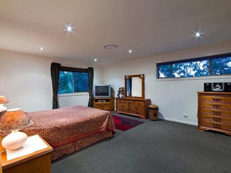 34 Walker Drive, Worongary QLD 4213