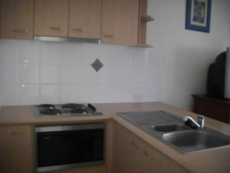 Unit 4/21 Peerless Avenue, Mermaid Beach QLD 4218