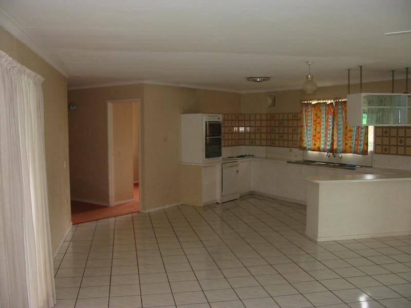 Broadbeach Waters QLD 4218