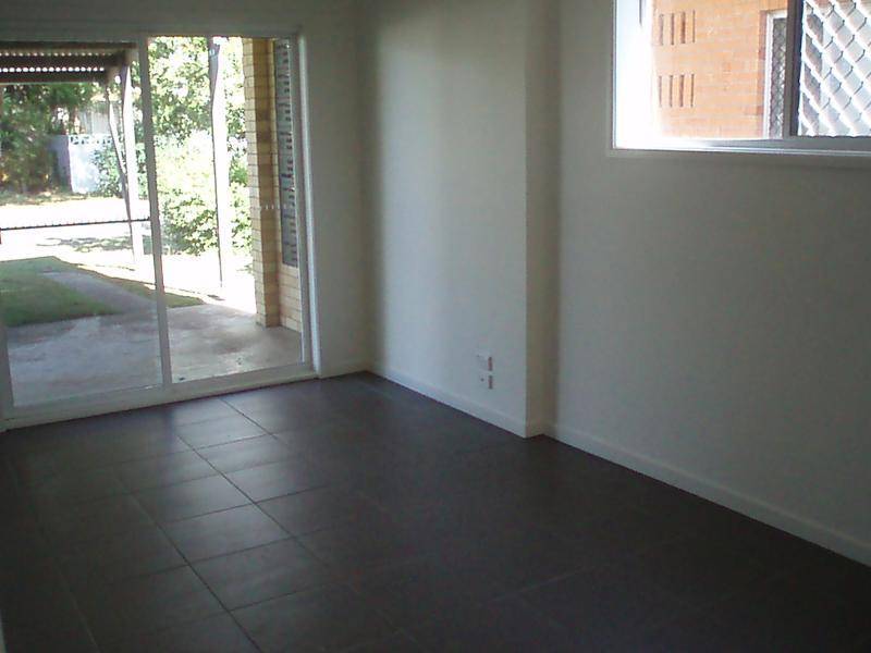 14 NARANGA AVENUE, Broadbeach Waters QLD 4218